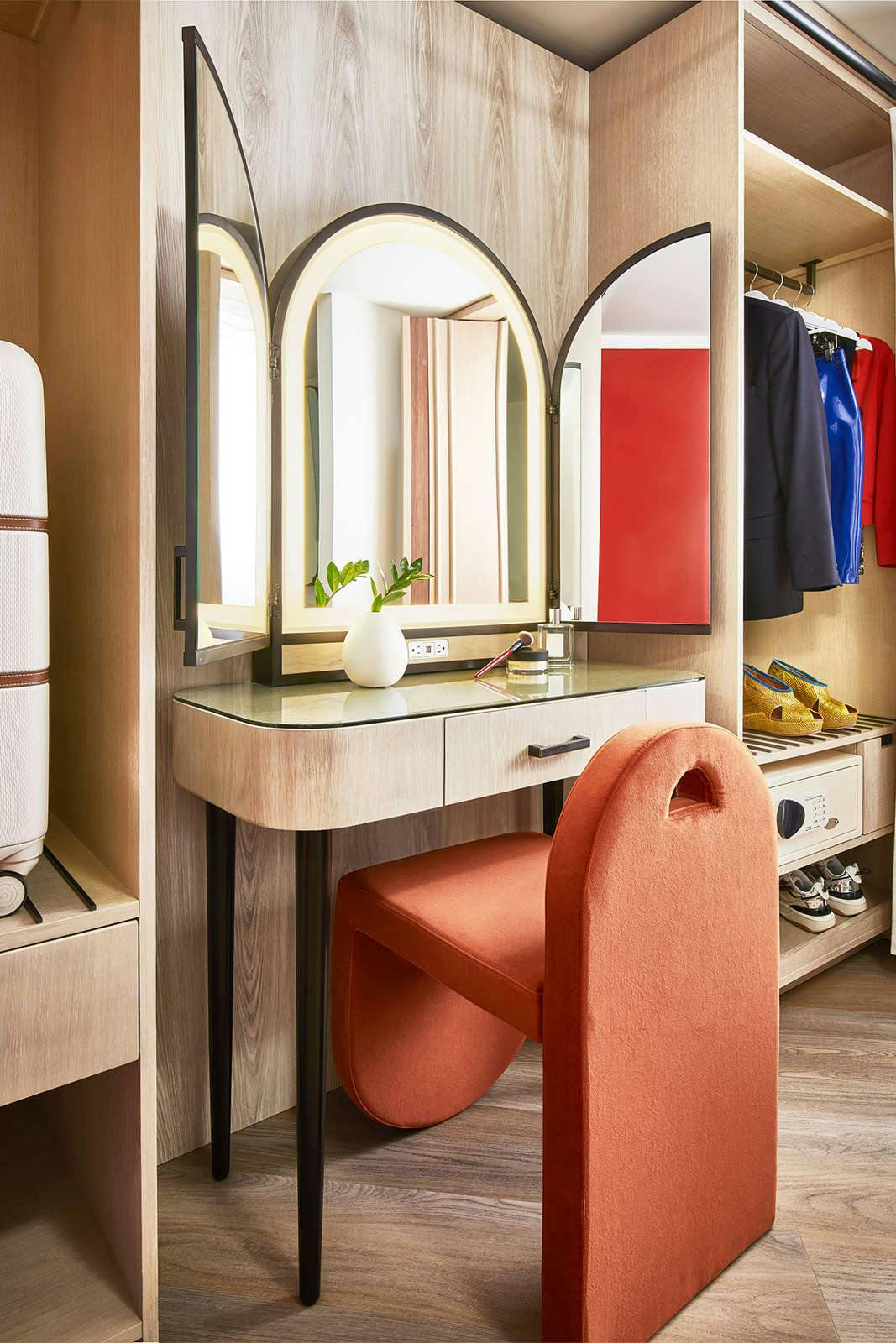 Hotel Virgin Hotels Las Vegas, Curio Collection by Hilton photo 5