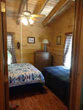 Hotel Crossroads Motel and Cabins photo 3