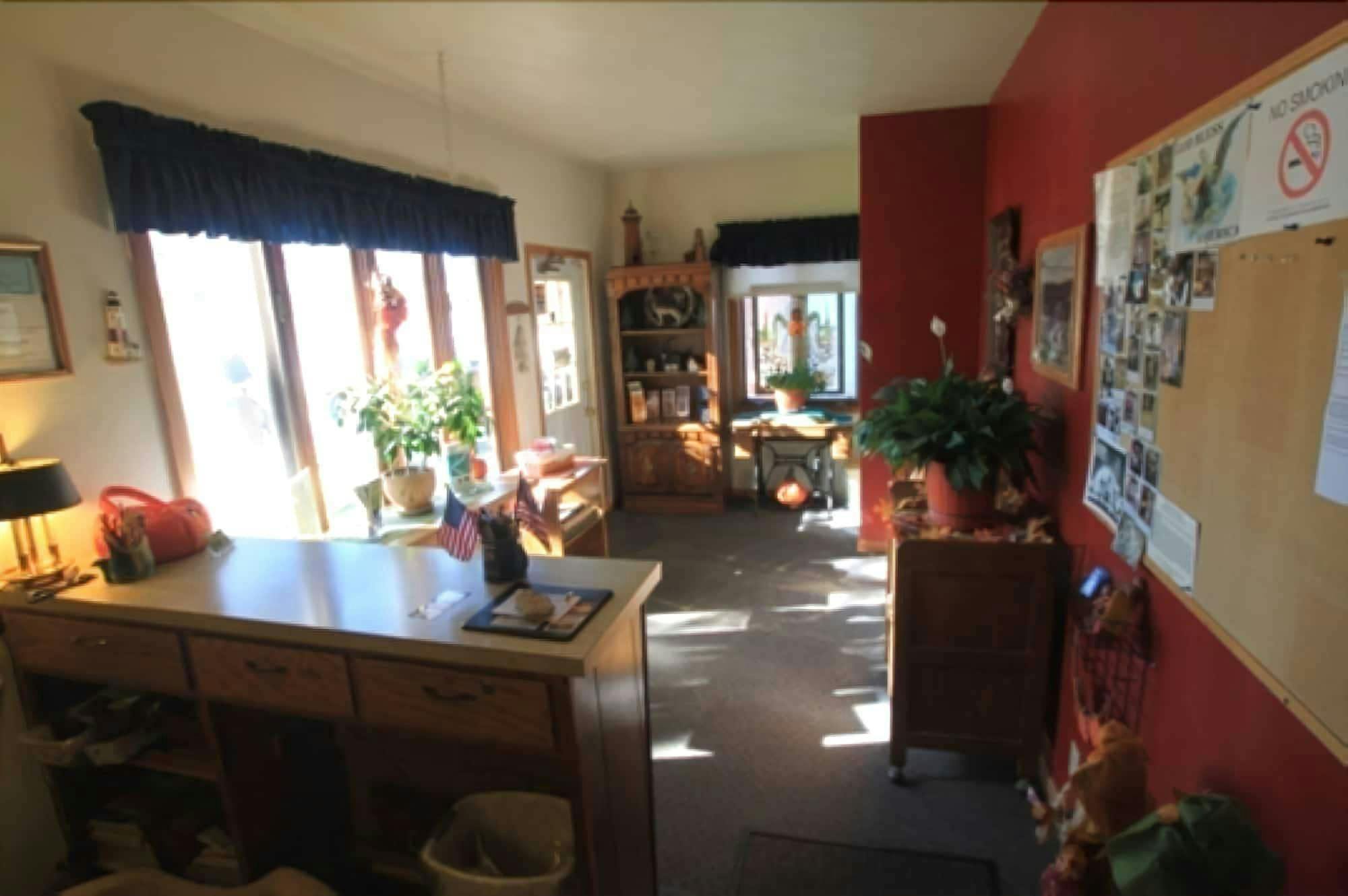 Hotel Crossroads Motel and Cabins photo 5