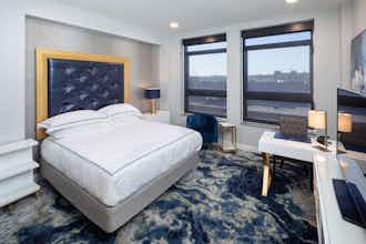 Hotel Hotel On Phillips photo 3