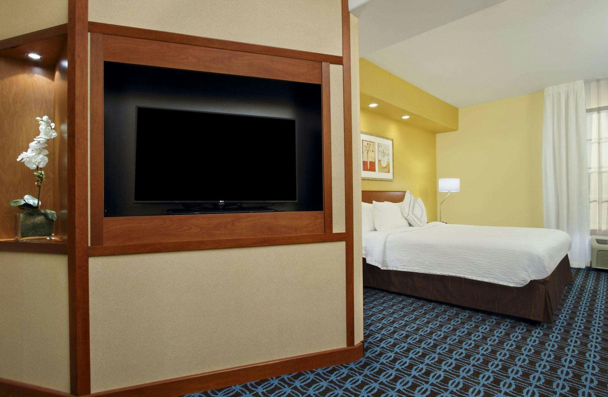 Hotel Fairfield Inn & Suites by Marriott Fairfield Napa Valley photo 3