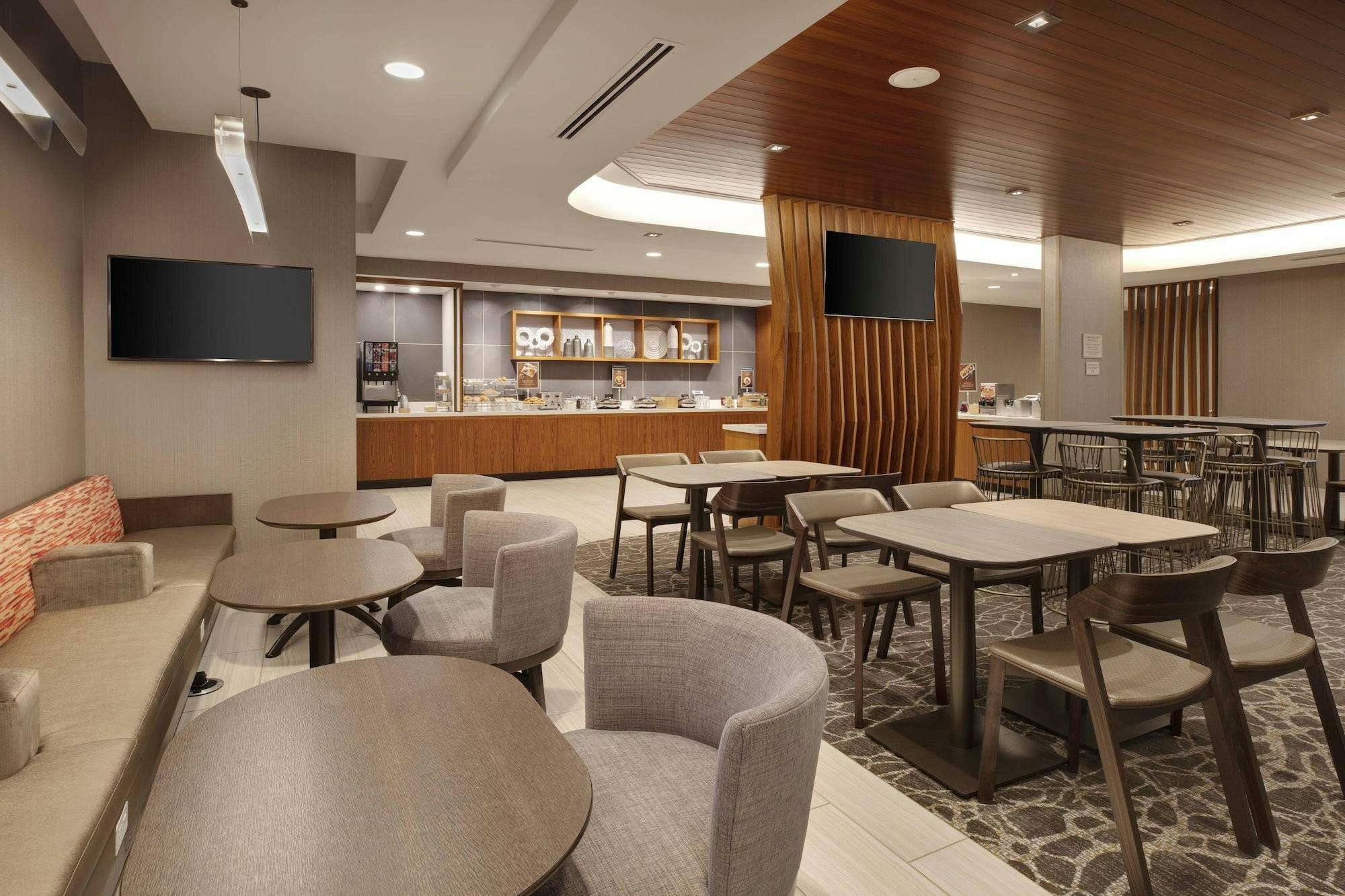 Hotel SpringHill Suites by Marriott Hampton Portsmouth photo 5