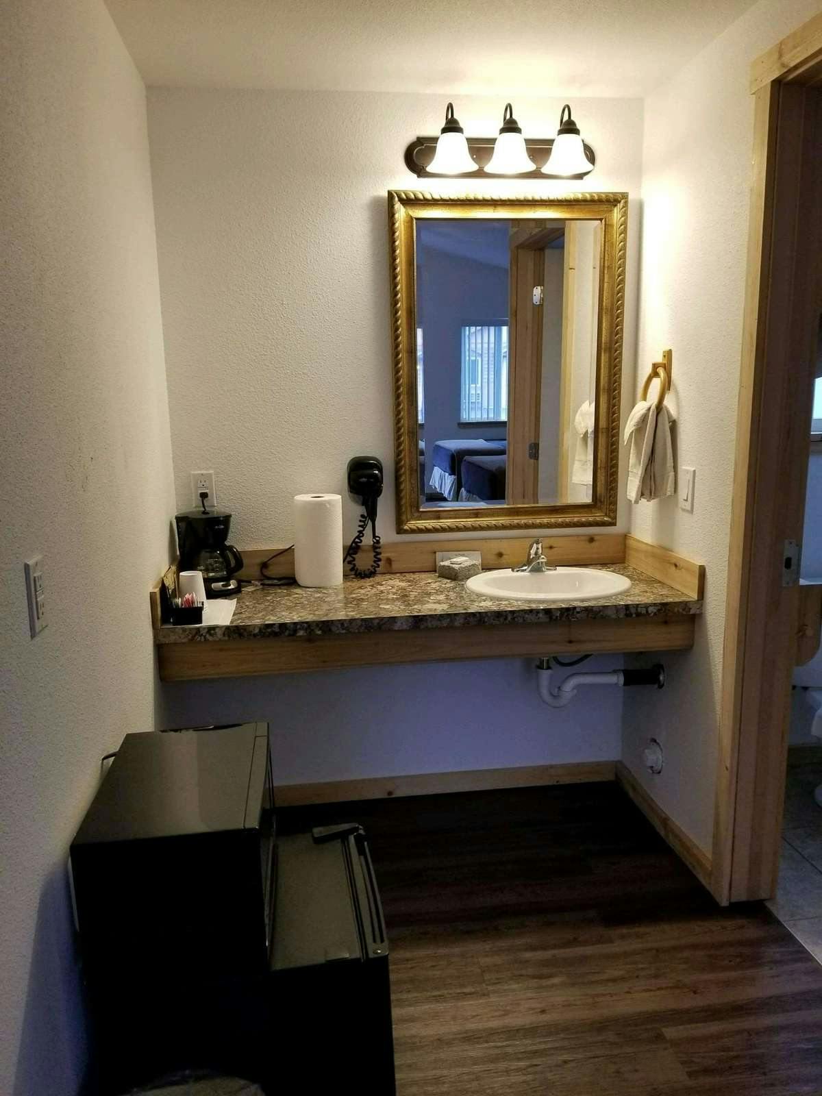 Hotel Moose Inn photo 1