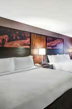 Hotel DoubleTree by Hilton Downtown Wilmington - Legal District photo 2