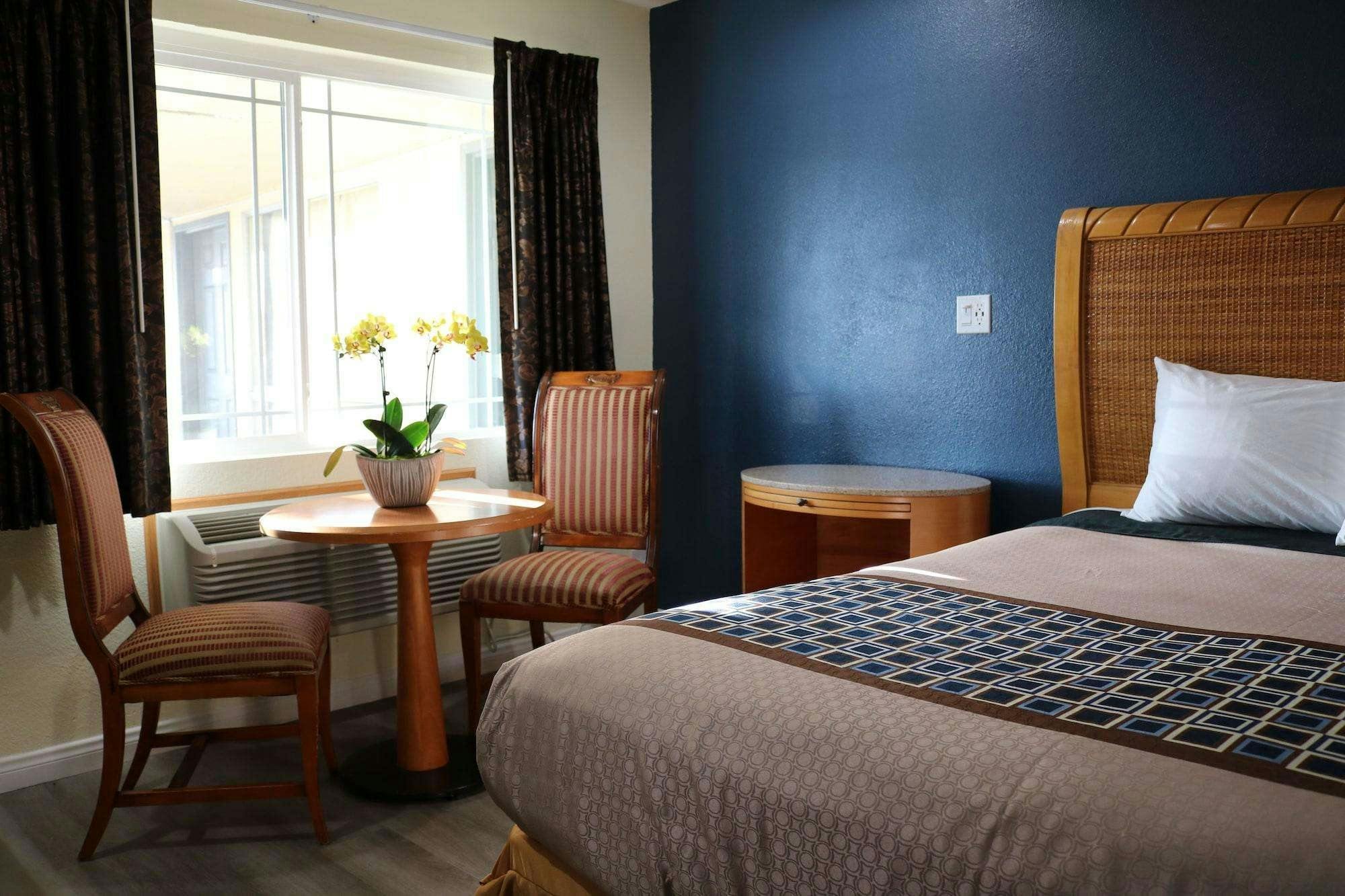 Hotel Valli Hi Motel photo 4