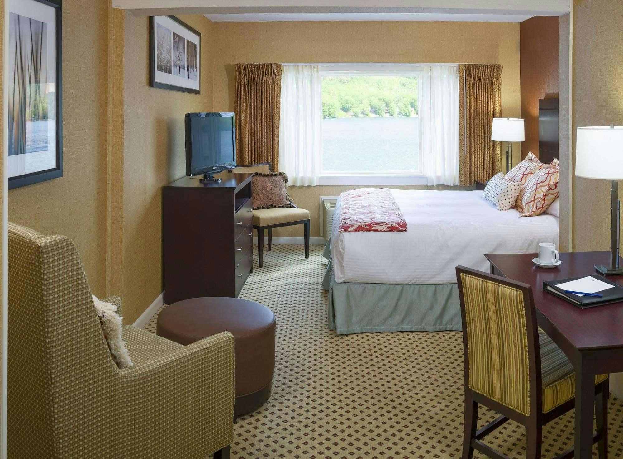 Hotel Lake Morey Resort photo 2