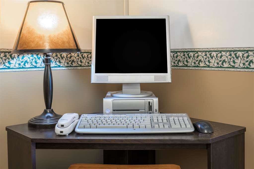 Coratel Inn & Suites Stillwater