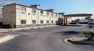 Econo Lodge Inn & Suites Little Rock SW