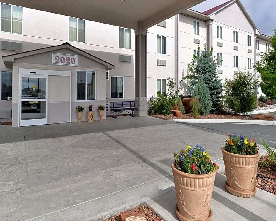 Comfort Inn and Suites Riverton