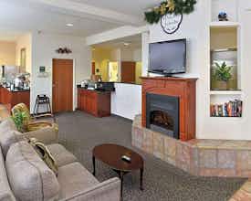 Hotel Comfort Inn & Suites Riverton photo 2