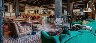 Crossroads Hotel