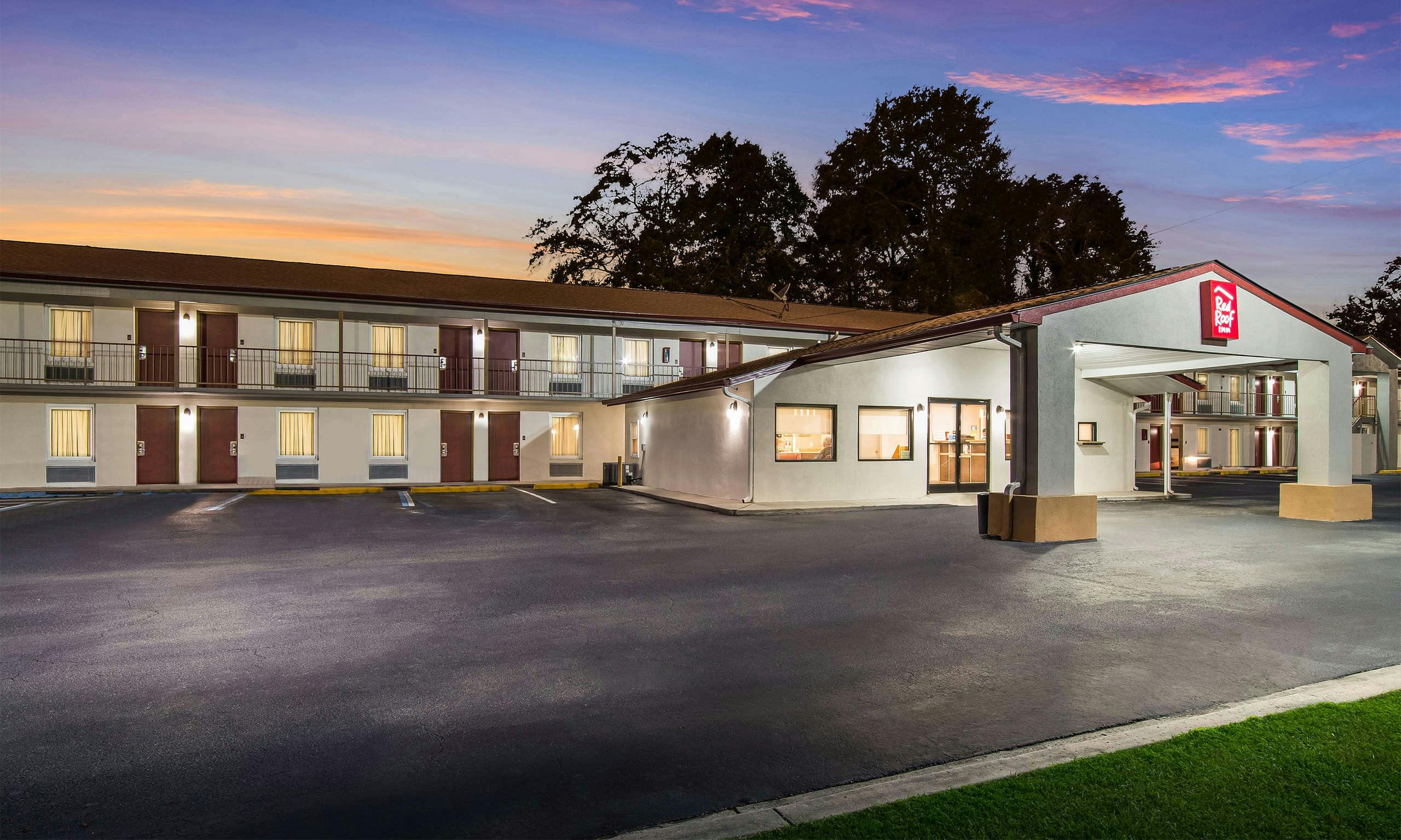 Red Roof Inn St. George, SC