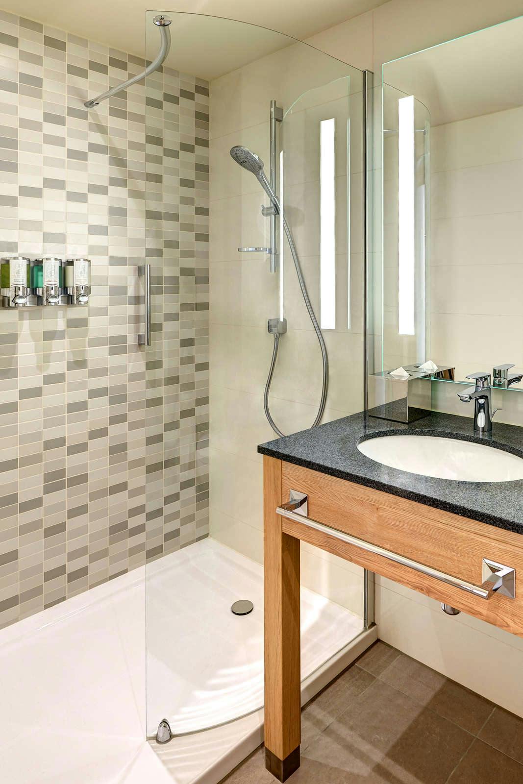 Hotel Hampton by Hilton Freiburg photo 3