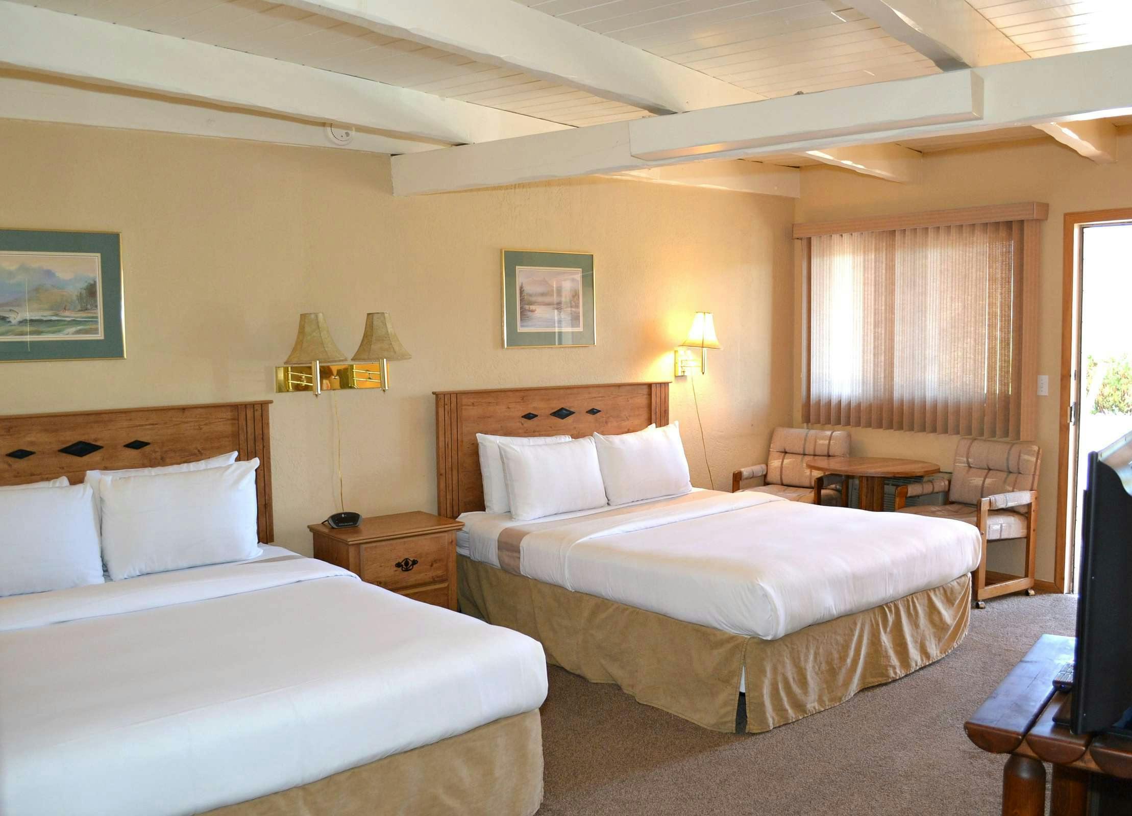 Hotel Elk Refuge Inn photo 1