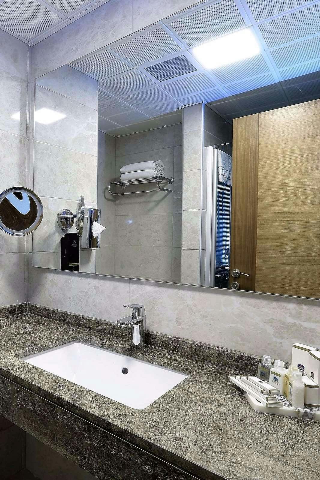 Hotel Best Western Premier Karsiyaka photo 4