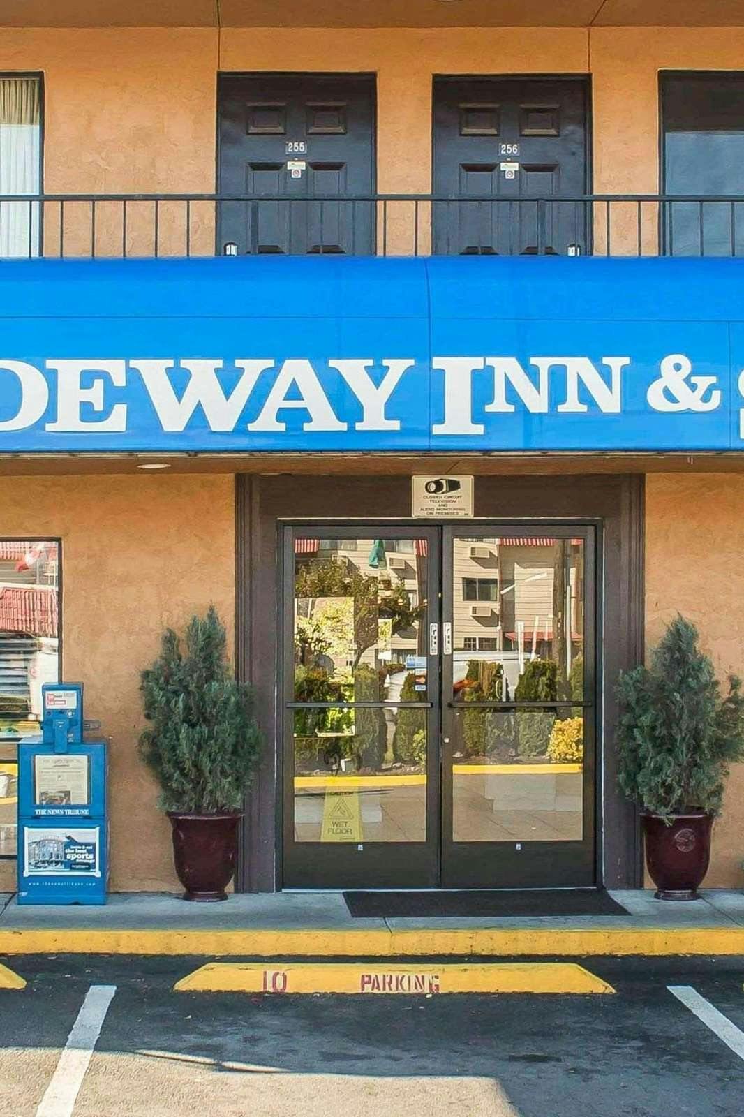 Hotel Rodeway Inn & Suites photo 2