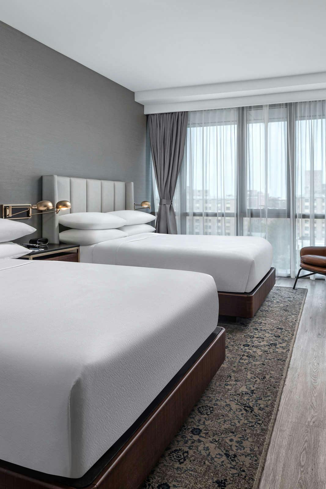 Hotel Four Points by Sheraton Flushing photo 4