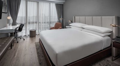 Four Points by Sheraton Flushing