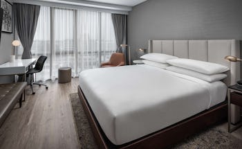 Four Points by Sheraton Flushing