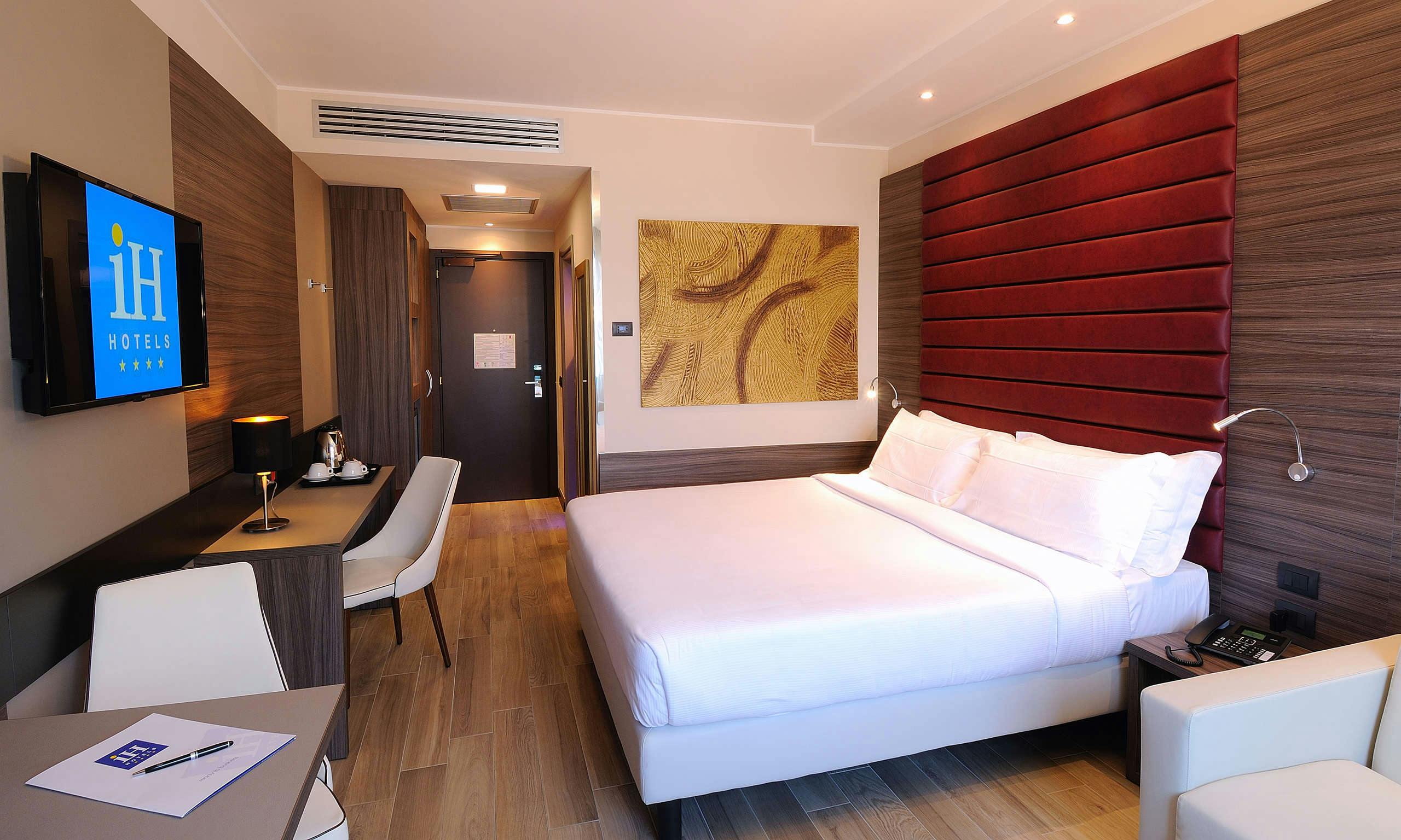 IH Hotels Milano Lorenteggio