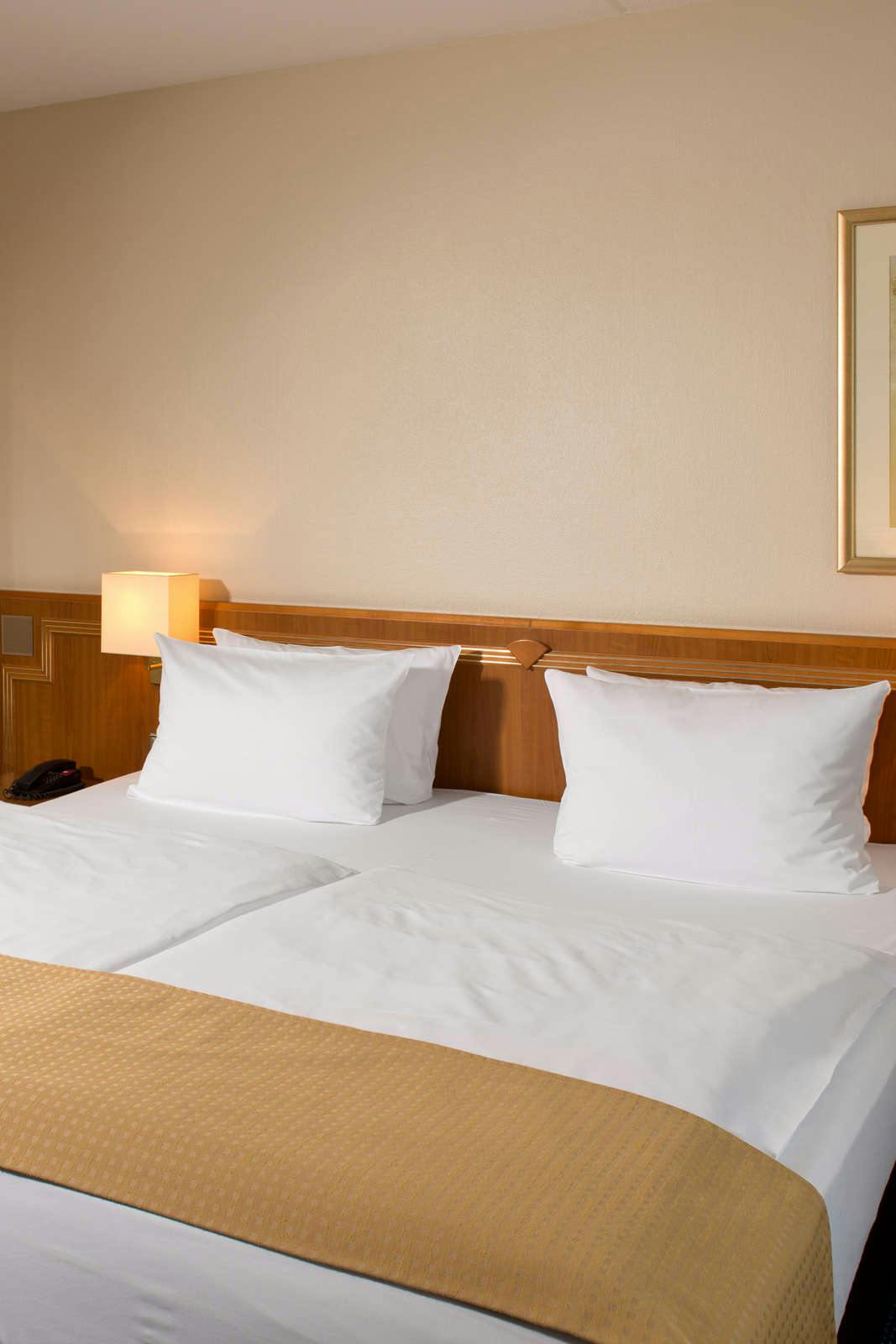 Hotel Leonardo Hotel Köln Bonn Airport photo 1