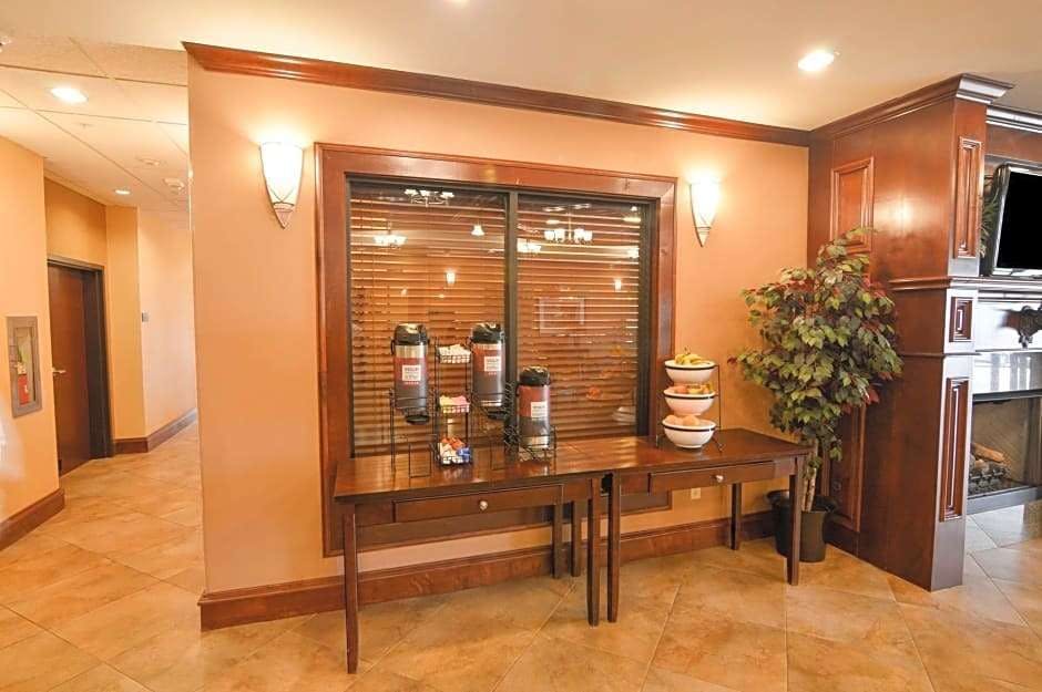 Hotel Comfort Inn and Suites Fort Worth Fossil Creek photo 1