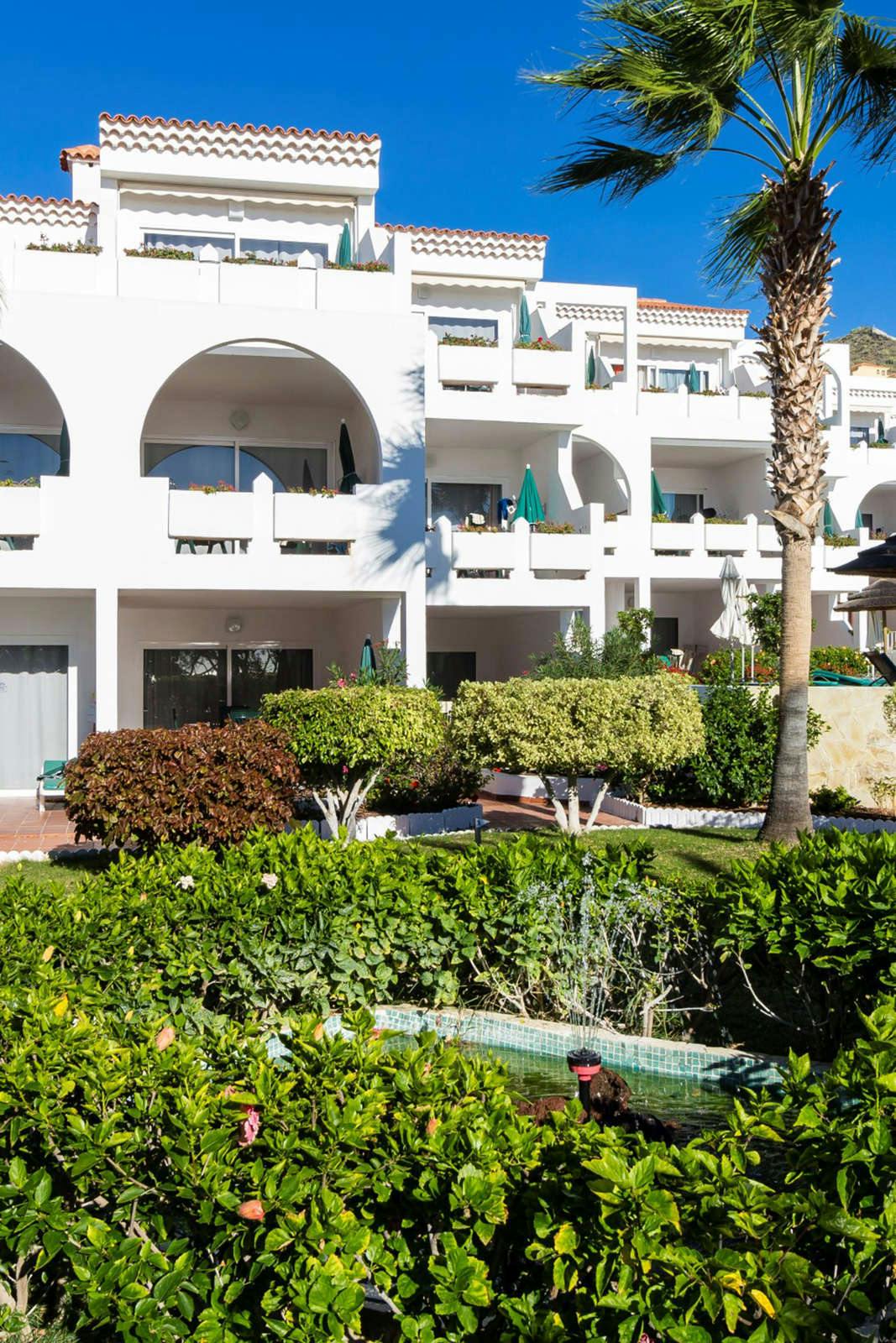 Hotel Regency Torviscas photo 2