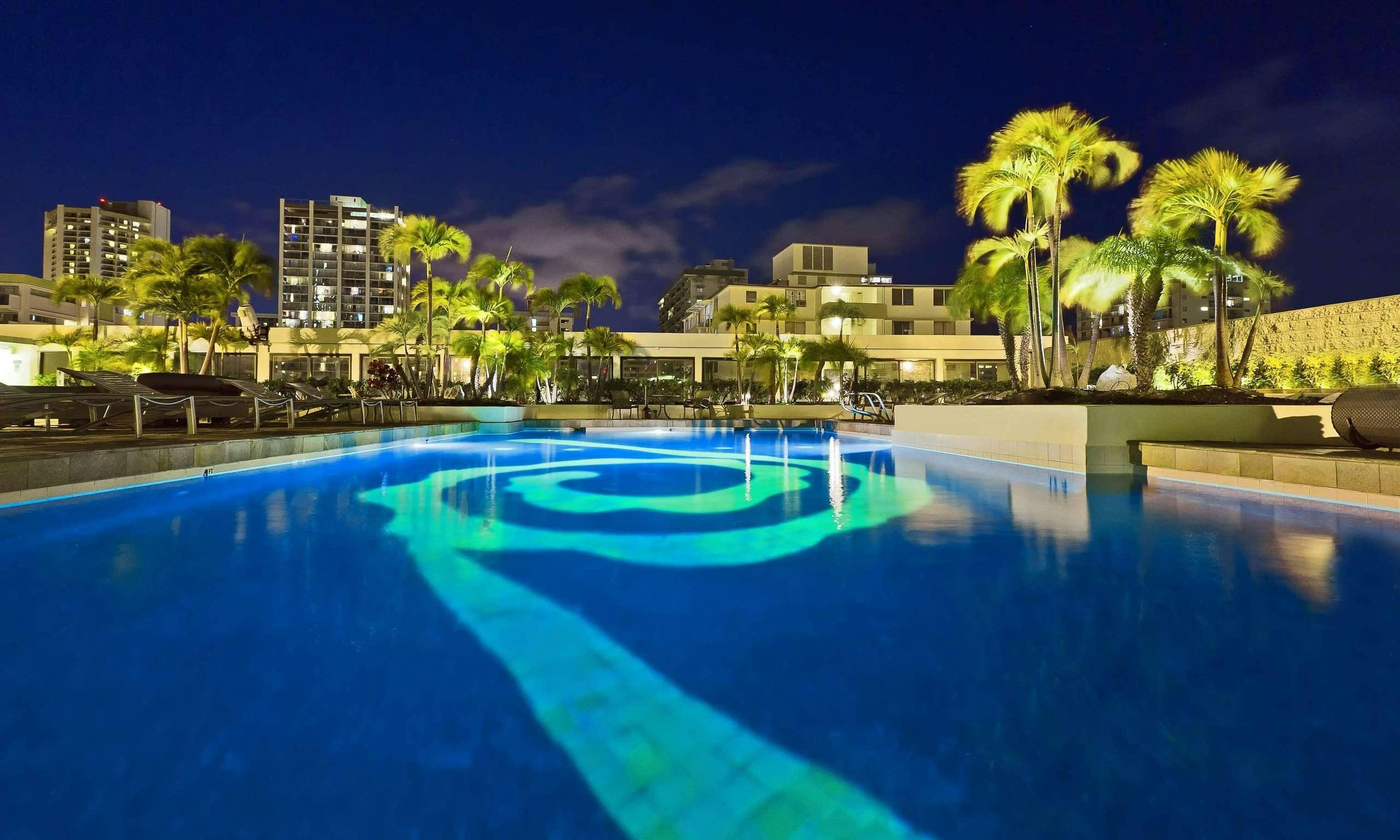 Hilton Waikiki Beach Resort & Spa