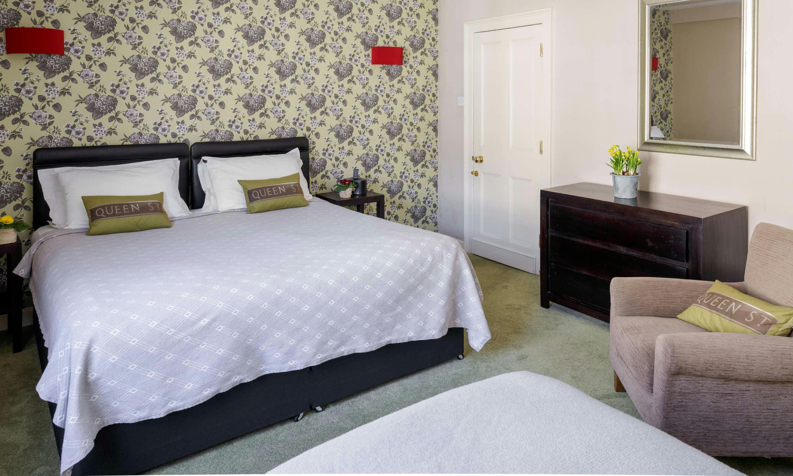 Dream Stays Bath – Trim Street