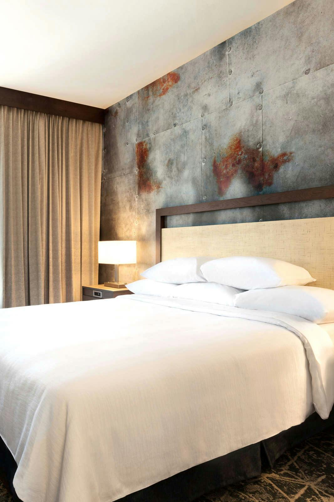 Hotel Embassy Suites by Hilton San Antonio Brooks City Base photo 2