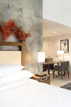 Hotel Embassy Suites by Hilton San Antonio Brooks City Base photo 4
