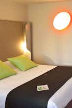 Hotel Campanile Aix En Provence Sud - Pont De L'Arc photo 1
