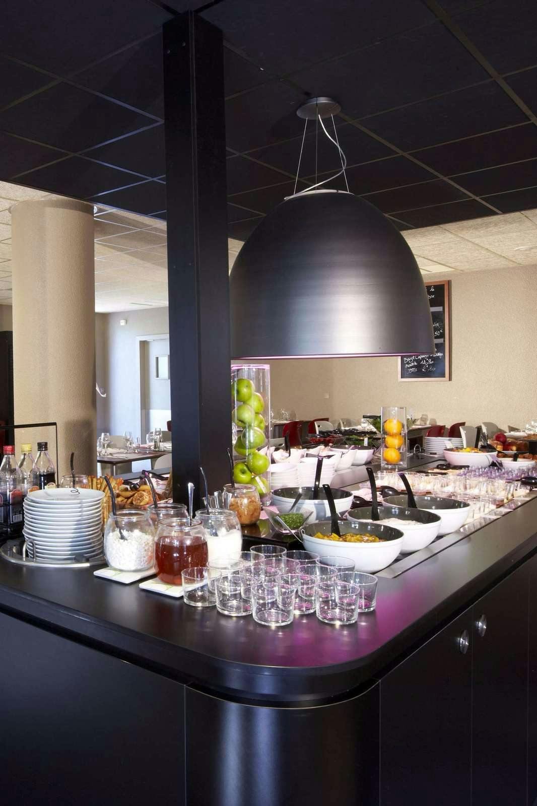 Hotel Campanile Aix En Provence Sud - Pont De L'Arc photo 4