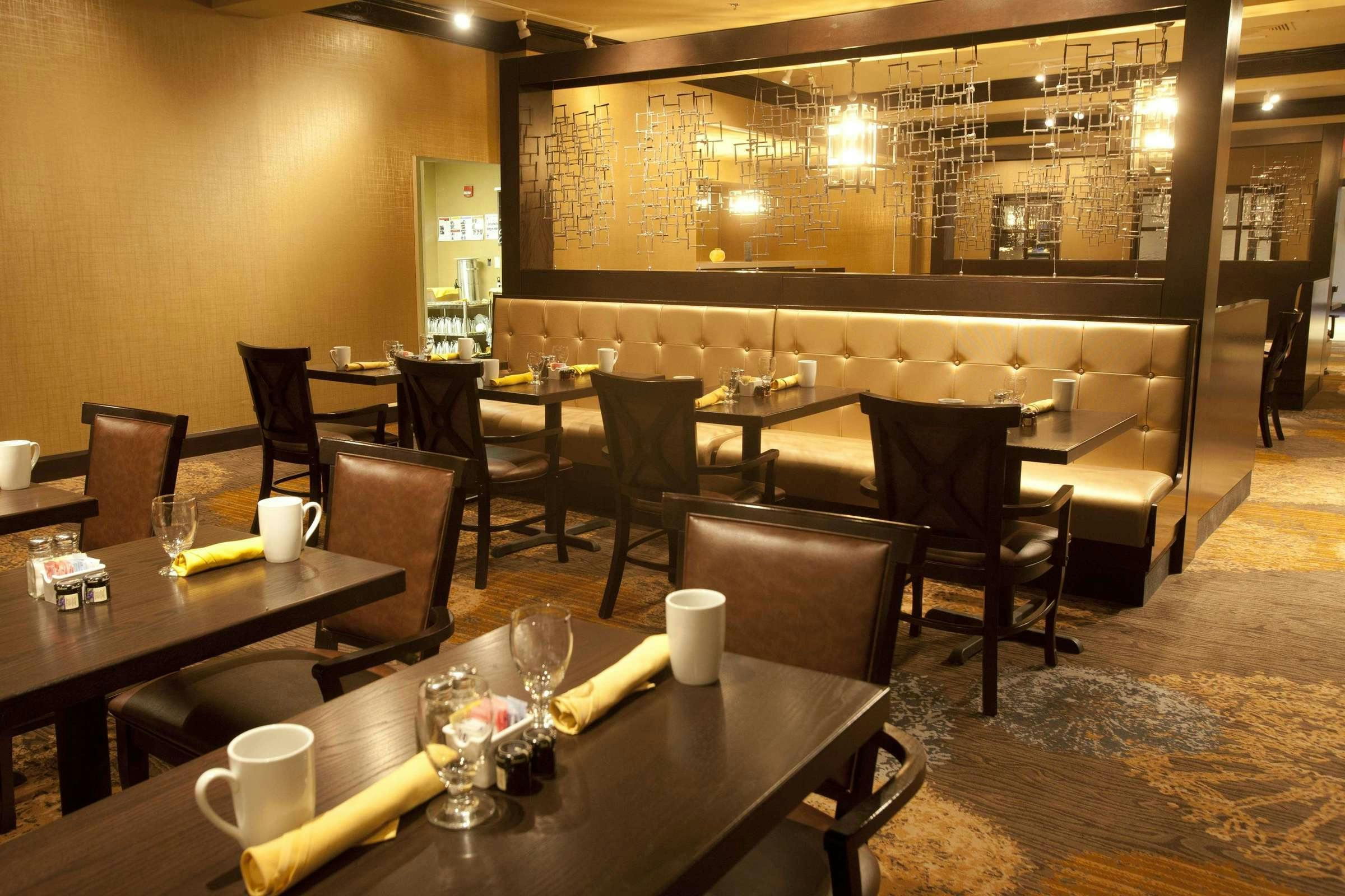 Hotel Wyndham Midland Downtown photo 5