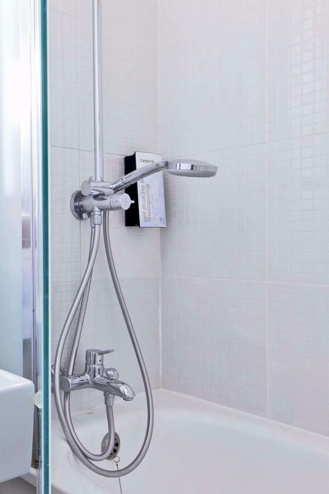 Hotel Campanile Chanas photo 3