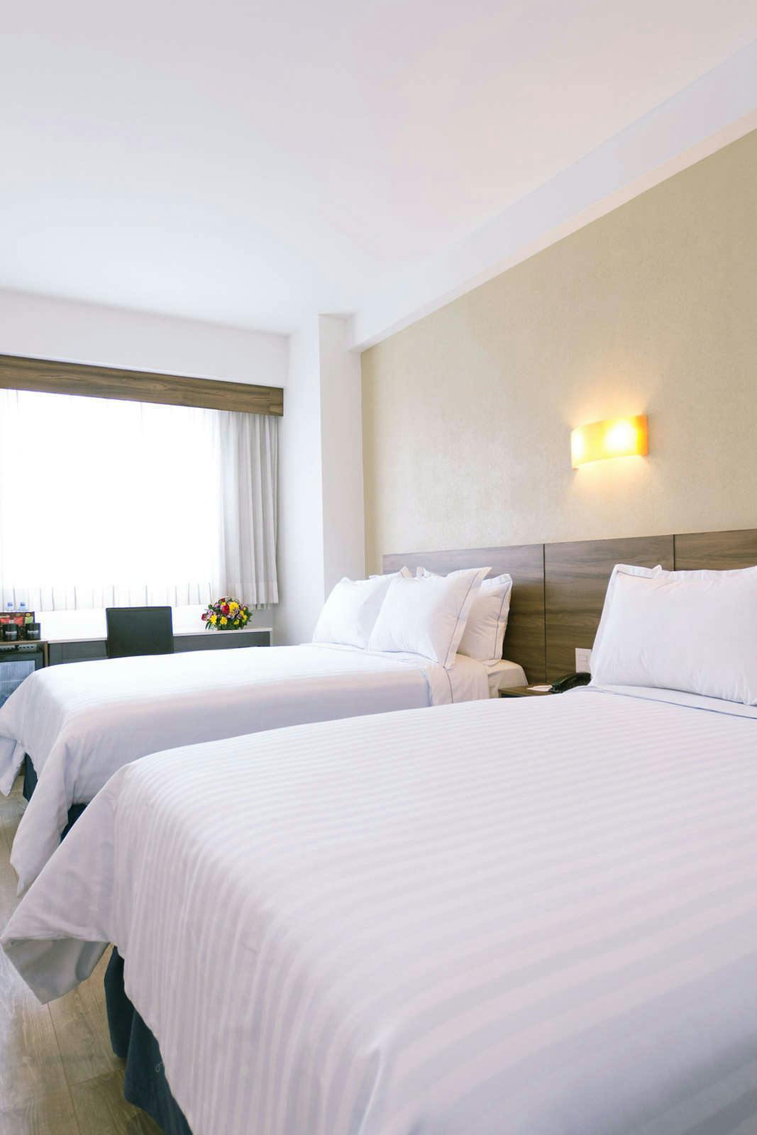 Hotel Hotel Crown Victoria photo 1