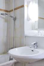 Hotel Kyriad Avignon - Cap Sud photo 4