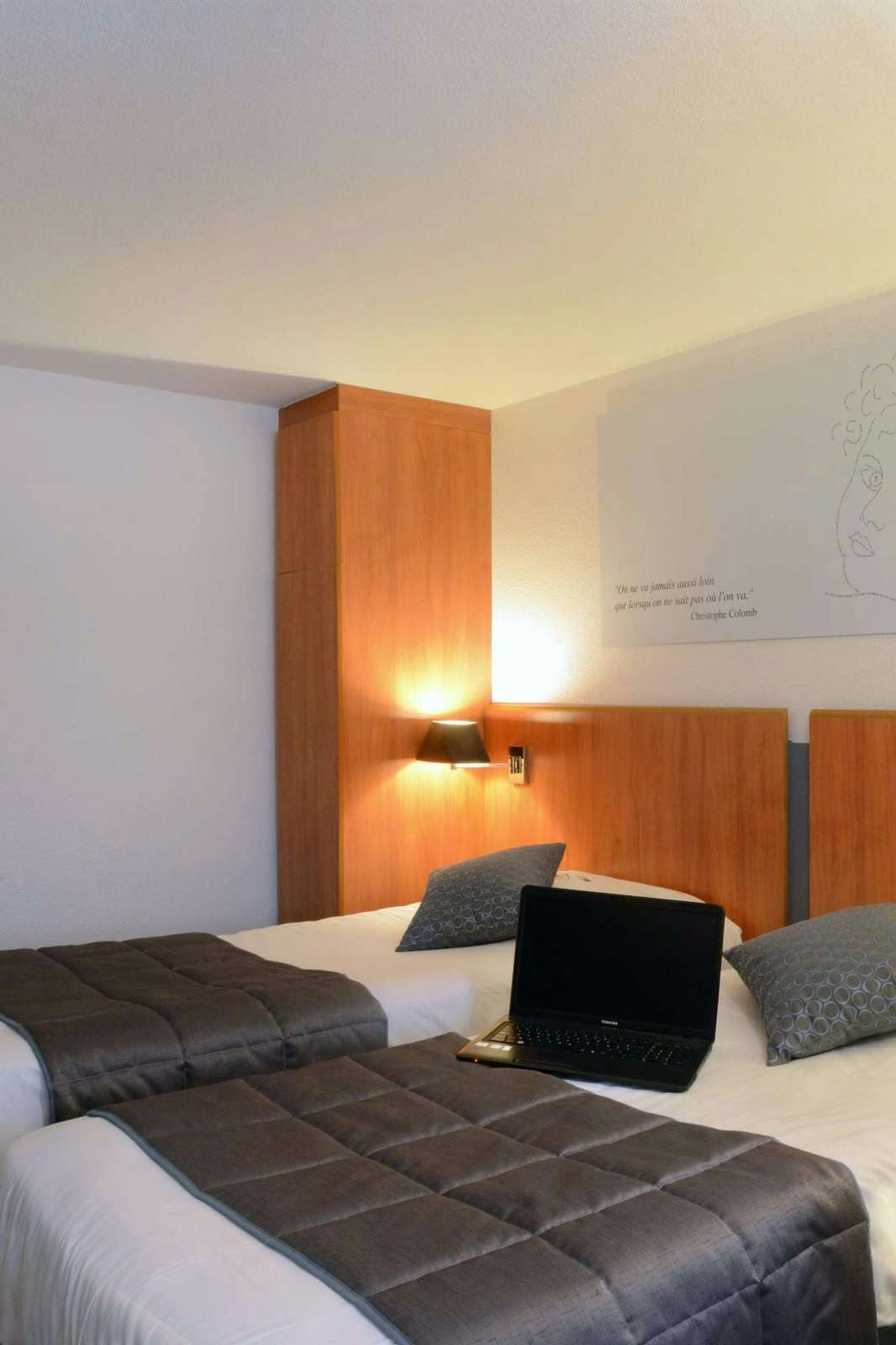 Hotel Kyriad Dijon - Quetigny photo 2