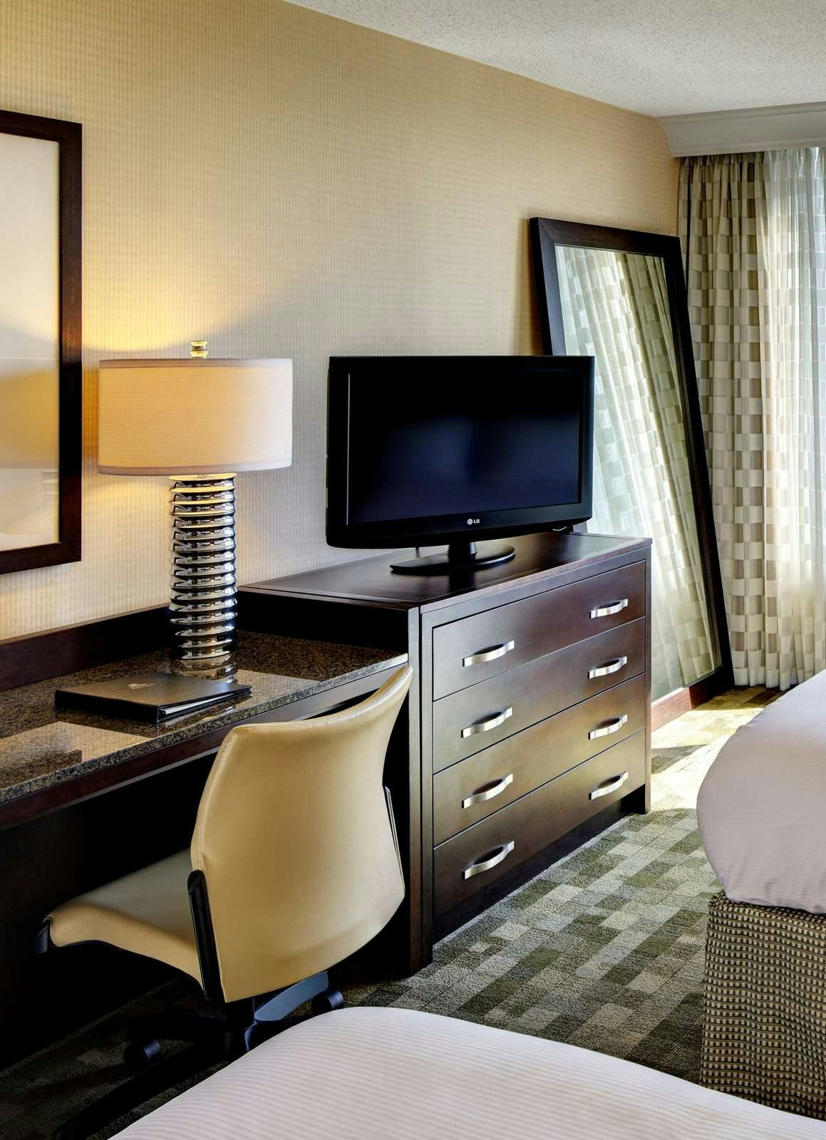 Hotel Hilton St. Louis at the Ballpark photo 5