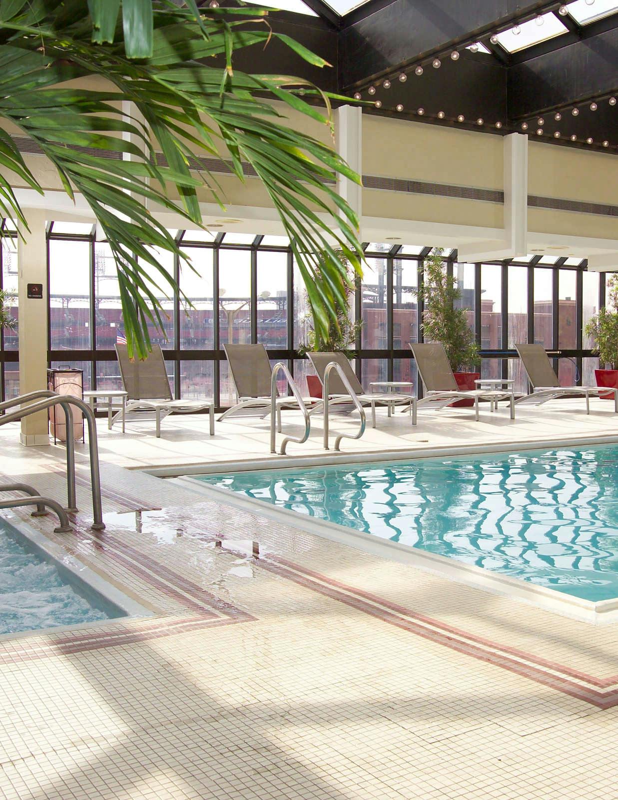 Hotel Hilton St. Louis at the Ballpark photo 3