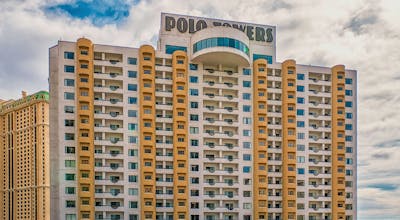 Polo Towers Suites