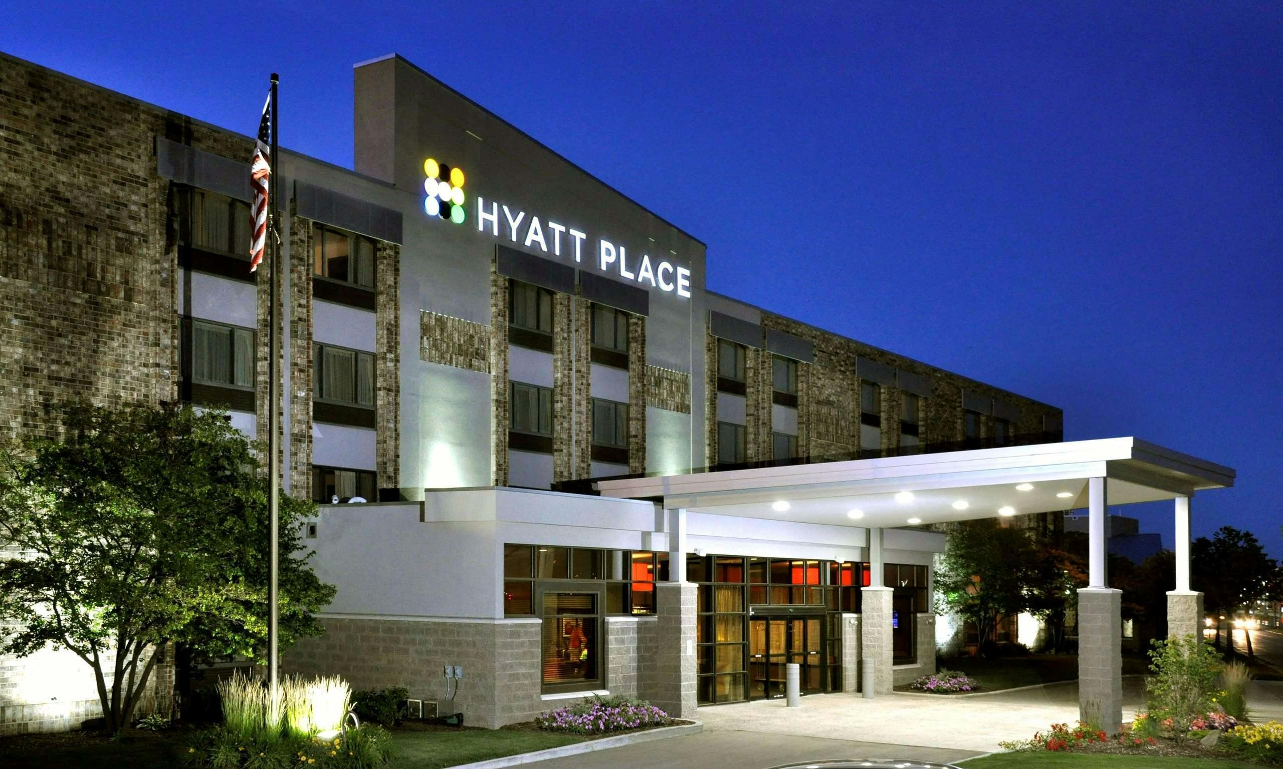 Hyatt Place Milwaukee Airport