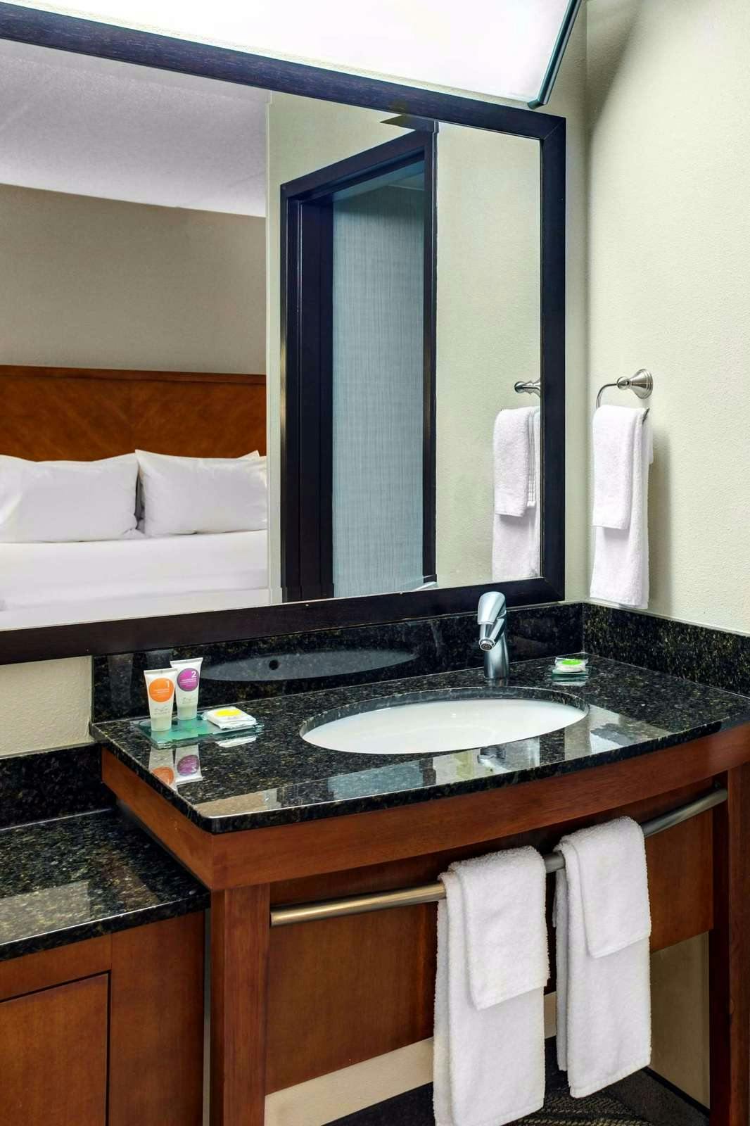 Hotel Hyatt Place Richmond/Arboretum photo 5