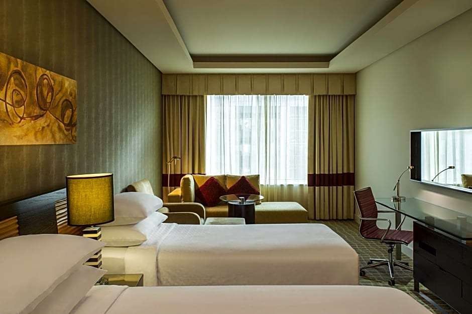 Hotel Four Points by Sheraton Bur Dubai photo 5