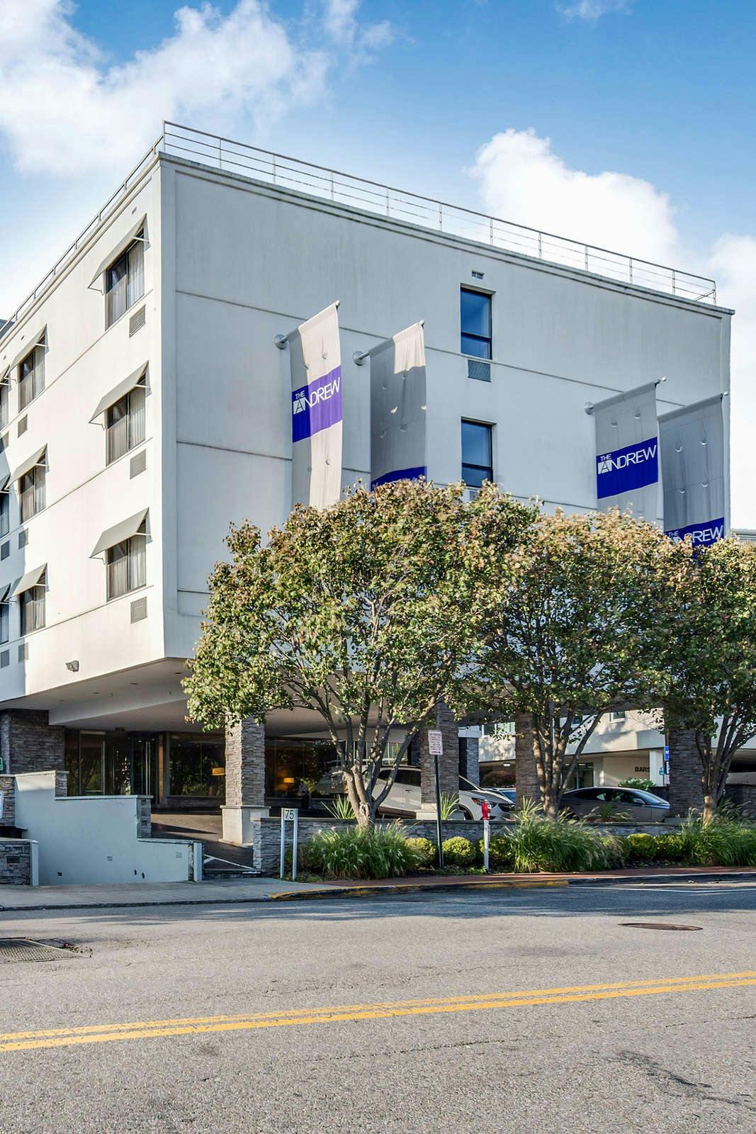 Hotel The Andrew Hotel photo 2