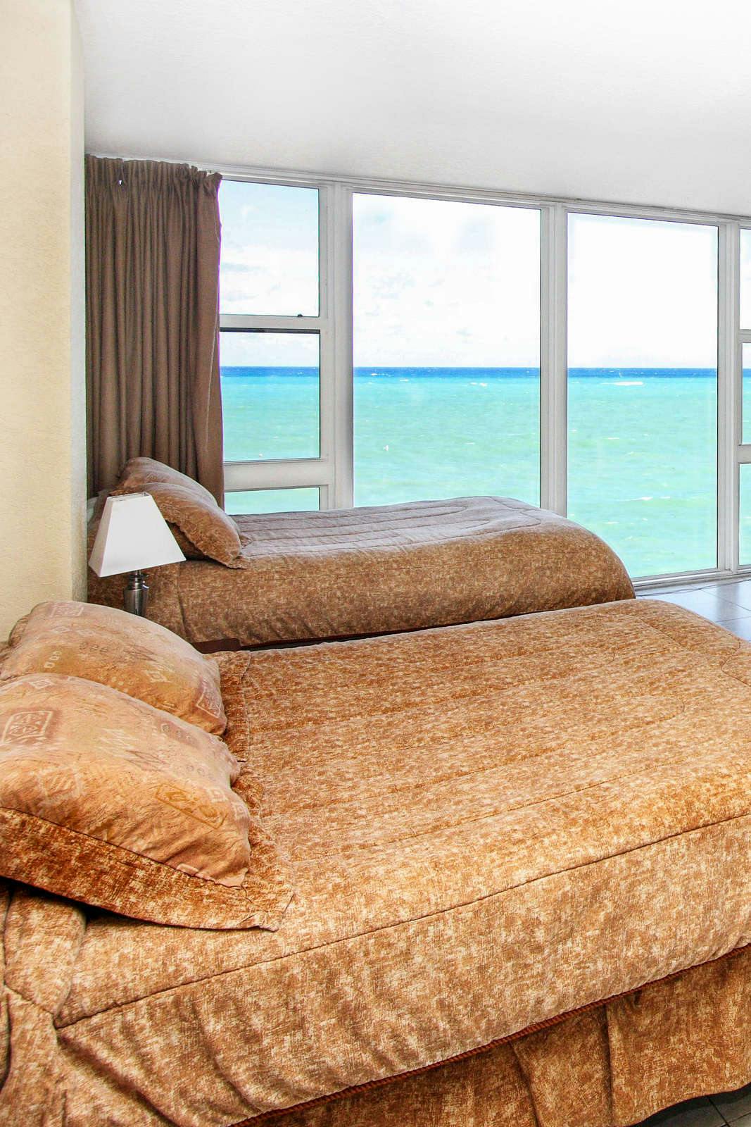 Hotel Ocean Manor Beach Resort photo 5