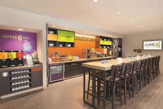 Hotel Home2 Suites by Hilton Bellingham Airport photo 2