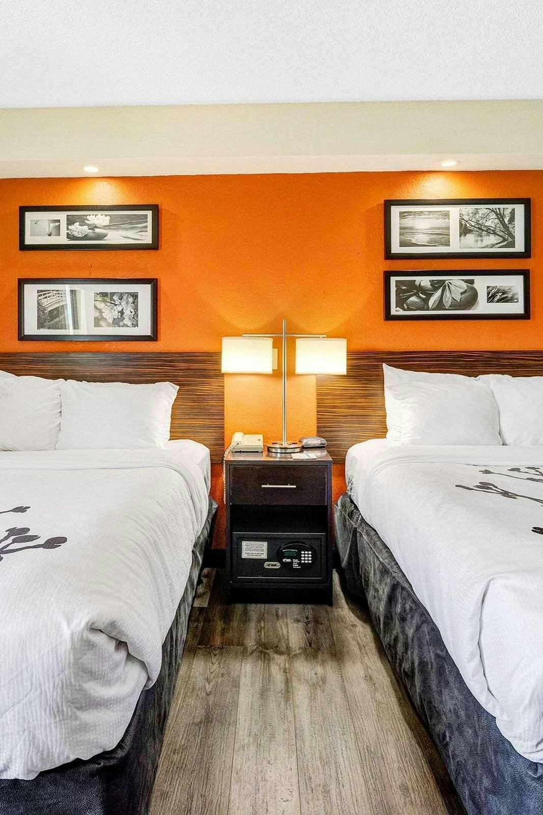 Hotel Wingate by Wyndham Leesburg Florida photo 1