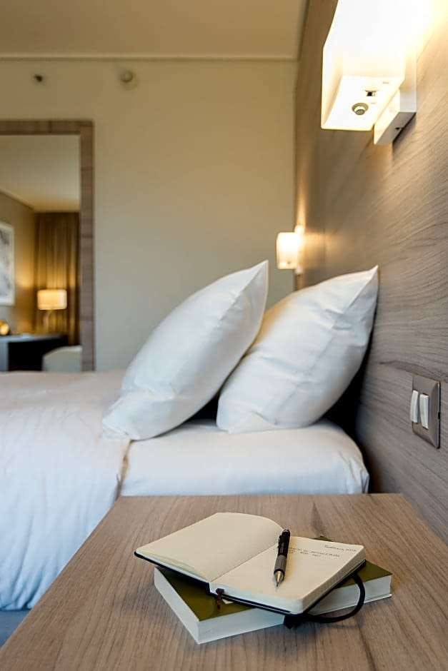 Hotel Atton Santiago Vitacura by Pullman photo 1