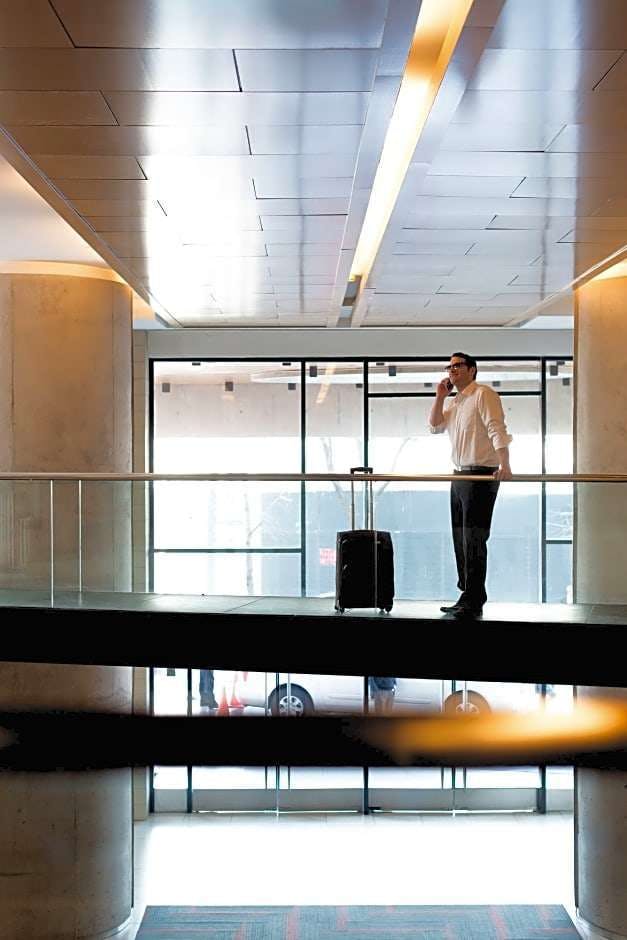 Hotel Atton Santiago El Bosque by Accor Hotels photo 2